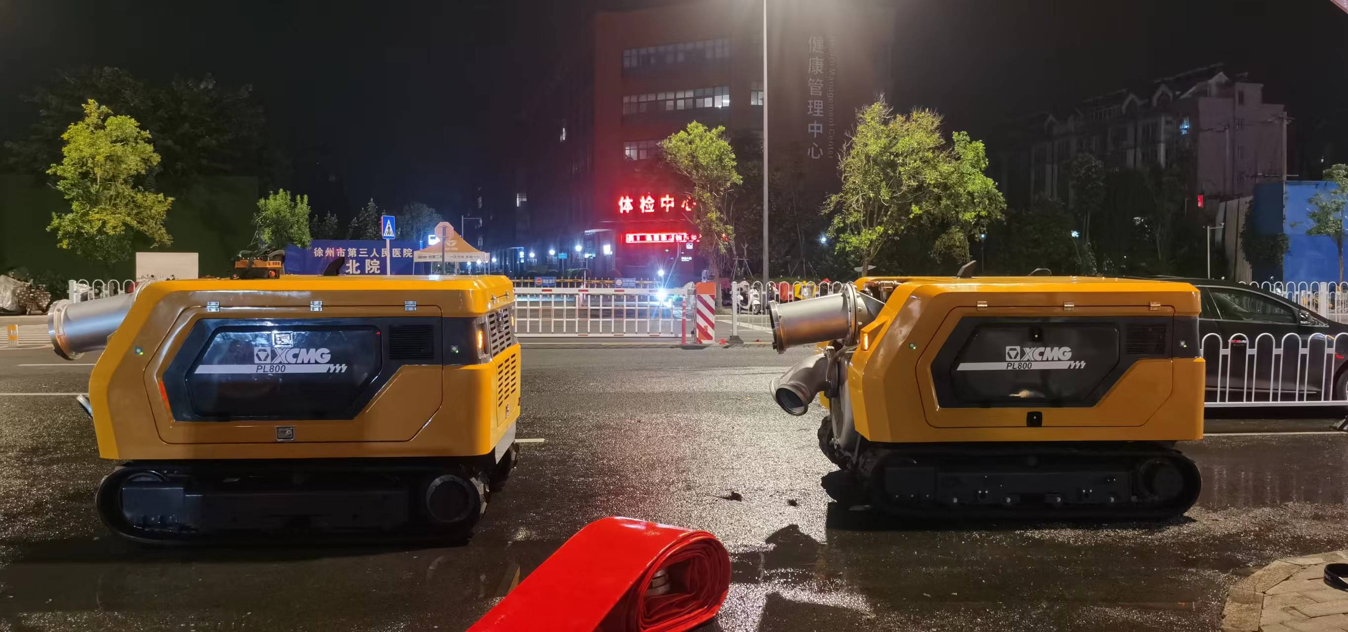 徐工排澇機器人緊急馳援，多處澇區(qū)“治水先鋒”