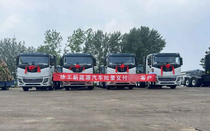 車隊(duì)老板的“致富經(jīng)”：“選擇徐工，就是選擇成功！”